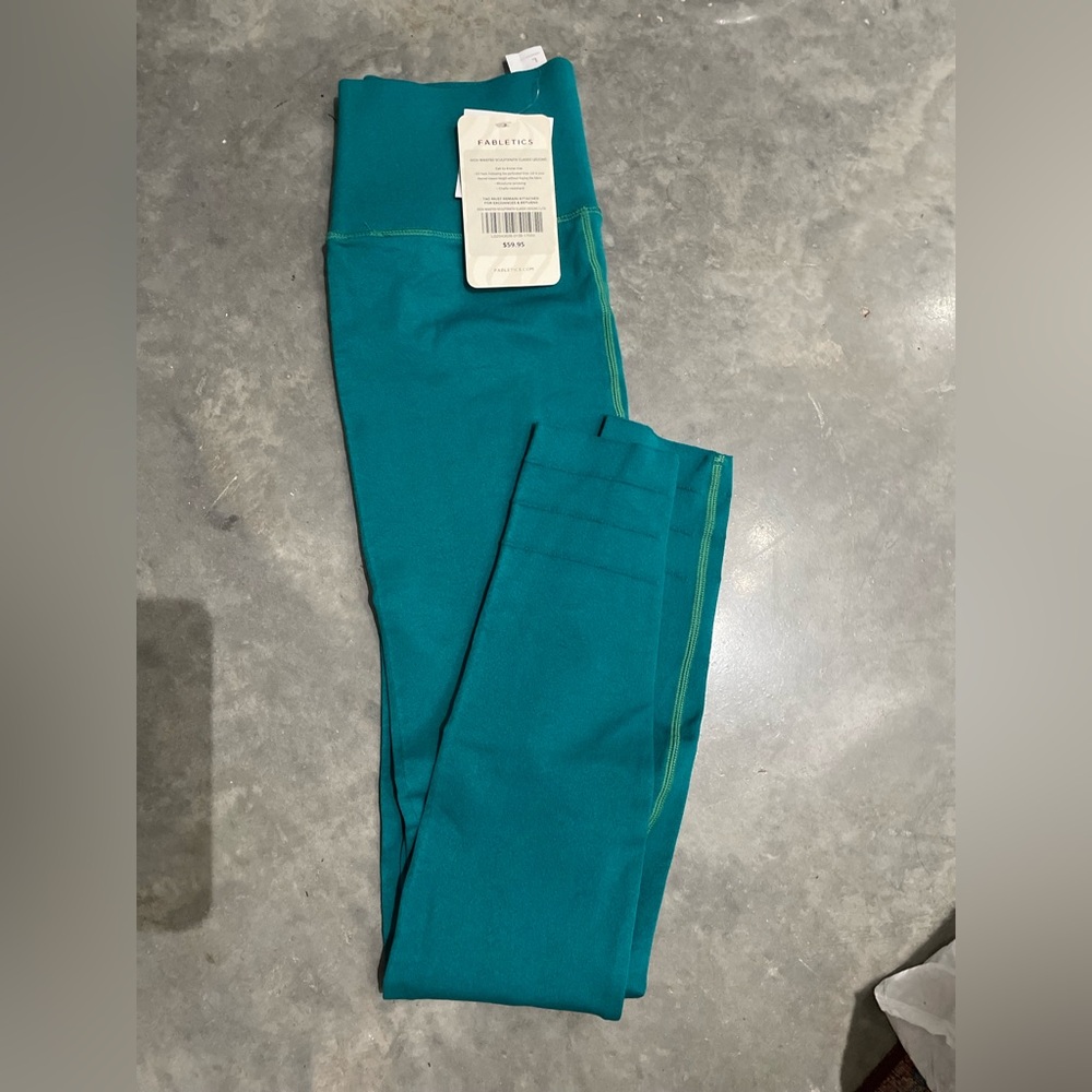 Fabletics sculpt knit leggings NWT